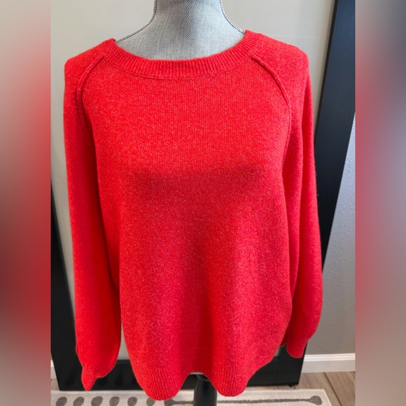 Vince Camuto Sweaters - Vince Camuto Vibrant Tangerine Orange Crew Neck Sweater with Raglan Puff Sleeves
